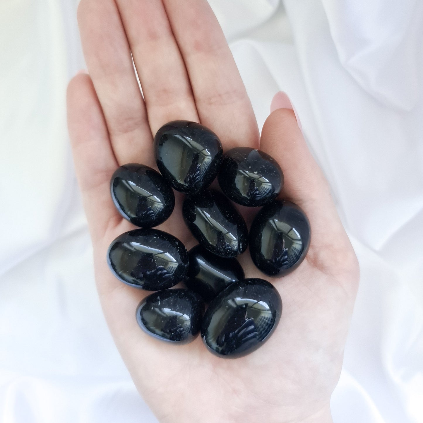 Black Obsidian Tumbled Stones