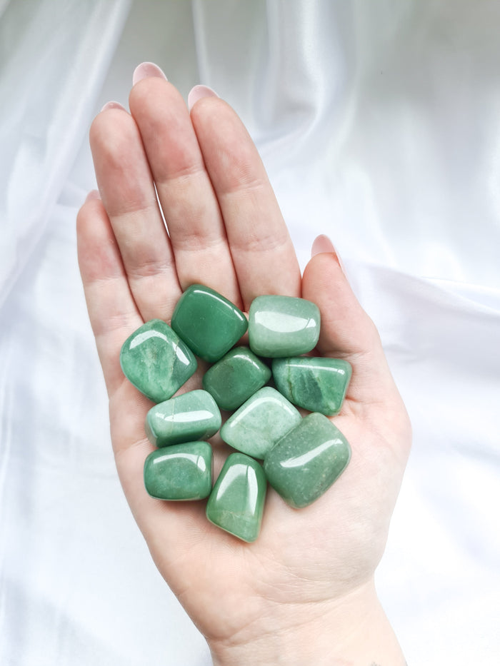 WHAT IS A TUMBLED STONE?