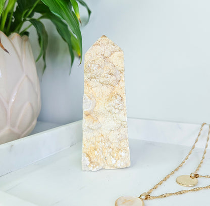 Crazy Lace Agate Tower