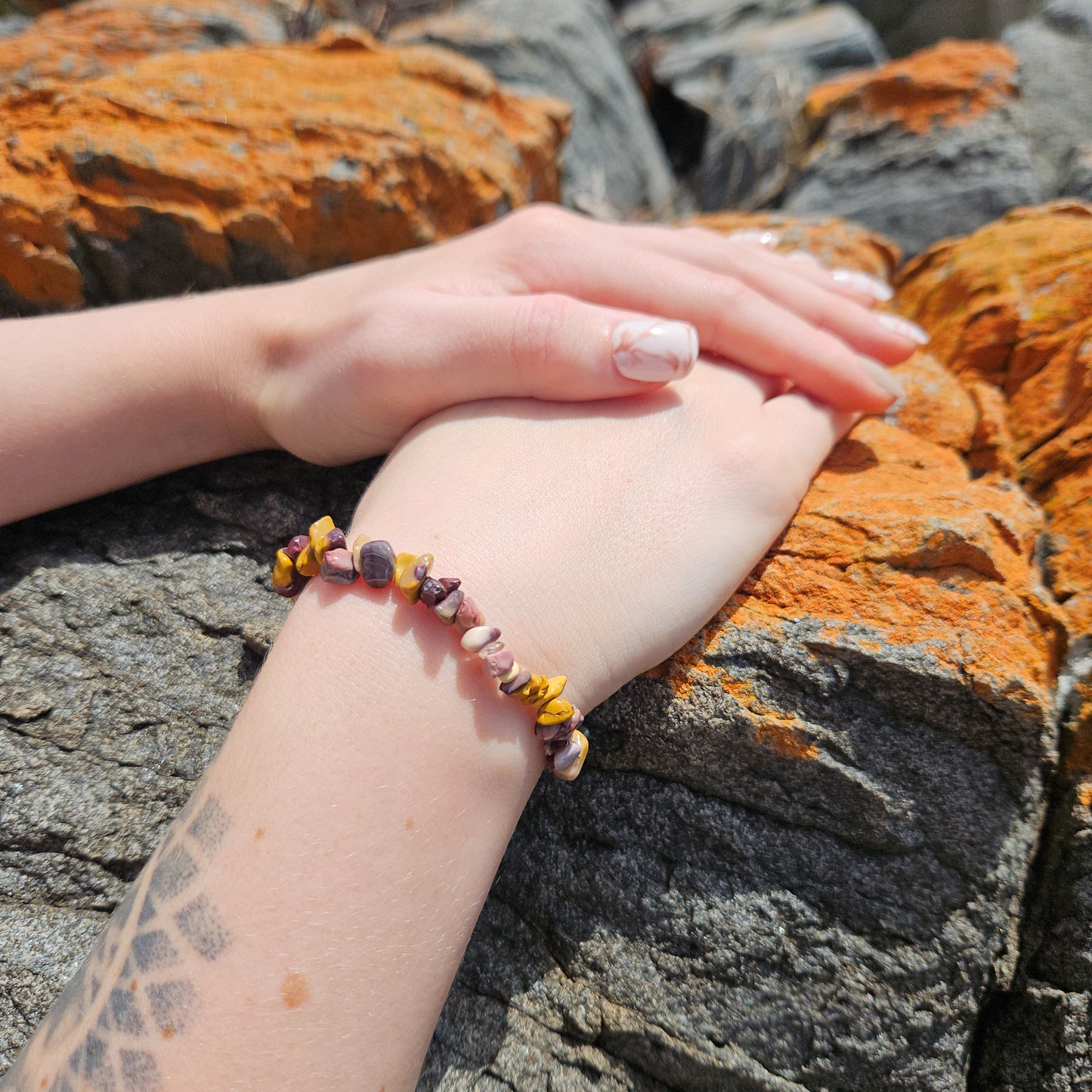 Mookaite Chip Bracelet