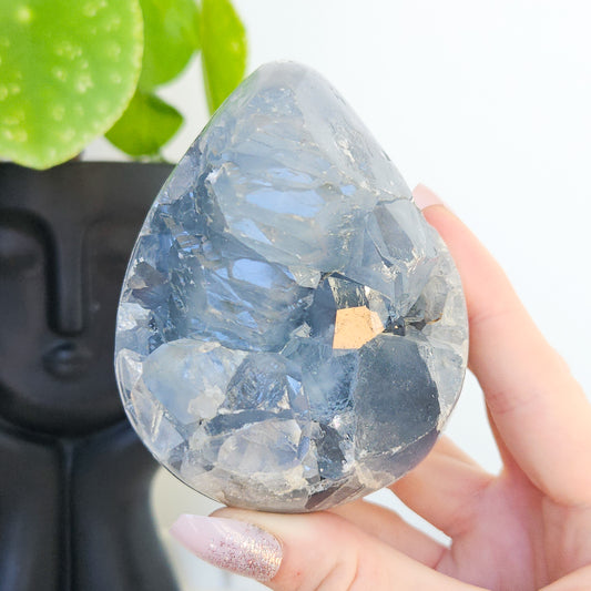 Celestite Cluster Egg