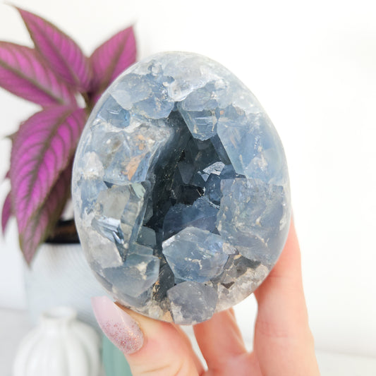 Celestite Cluster Egg